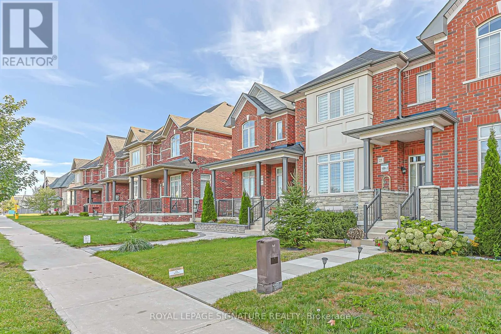 27 BEECHBOROUGH CRESCENT