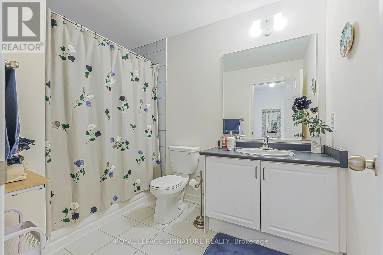 27 BEECHBOROUGH CRESCENT