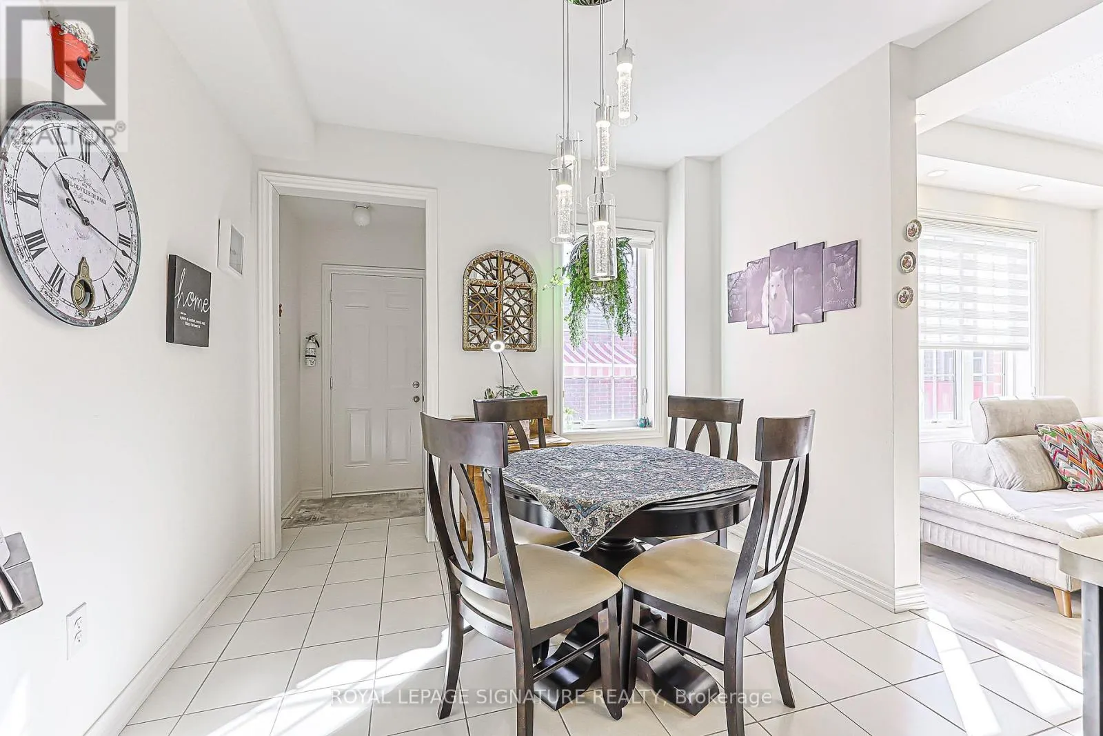 27 BEECHBOROUGH CRESCENT