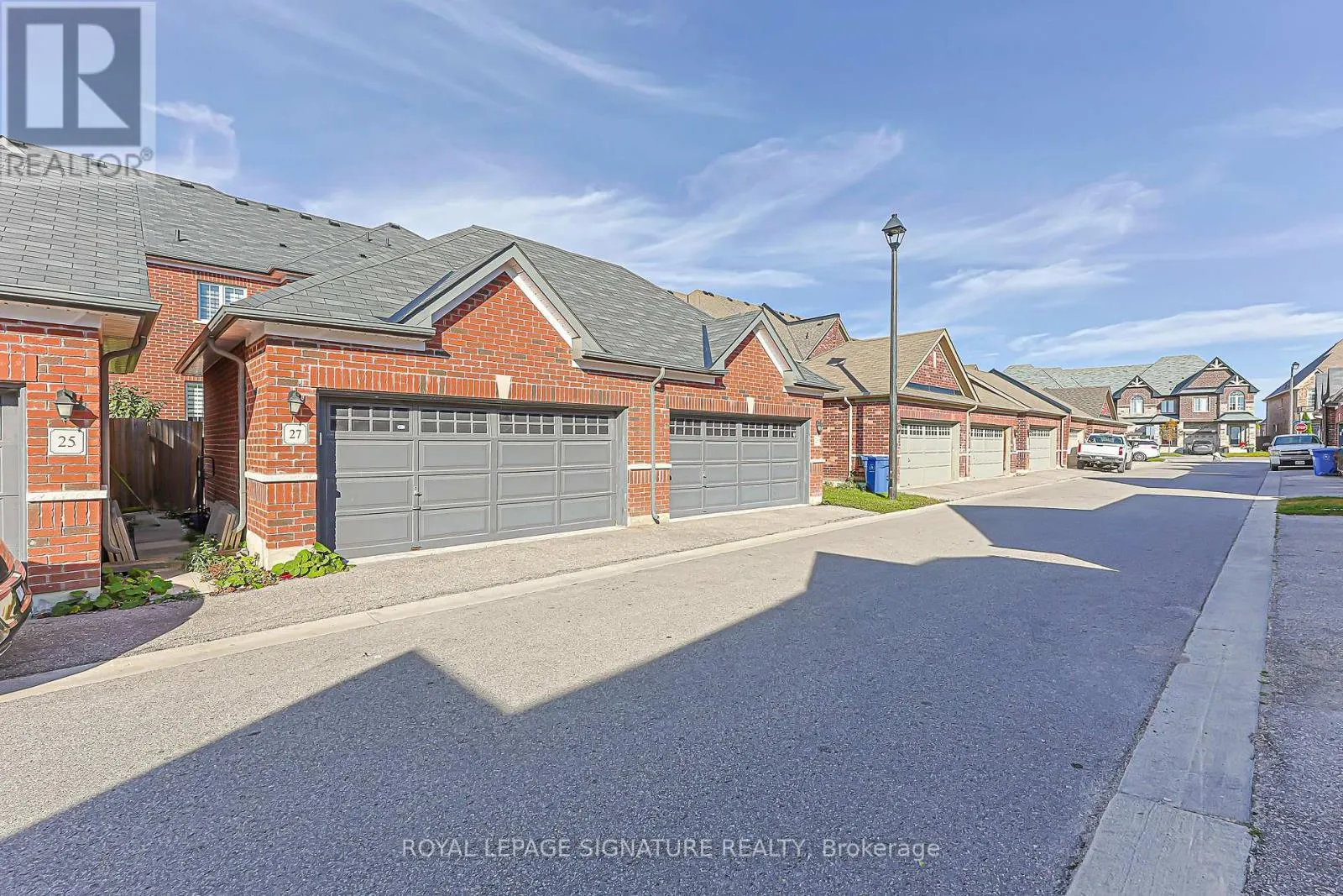 27 BEECHBOROUGH CRESCENT