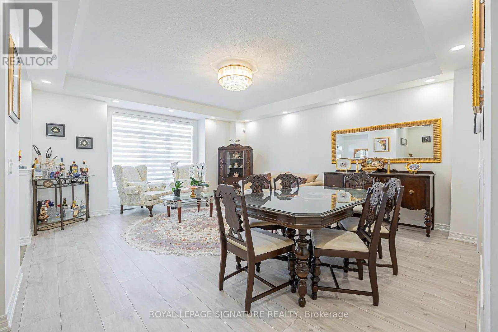 27 BEECHBOROUGH CRESCENT