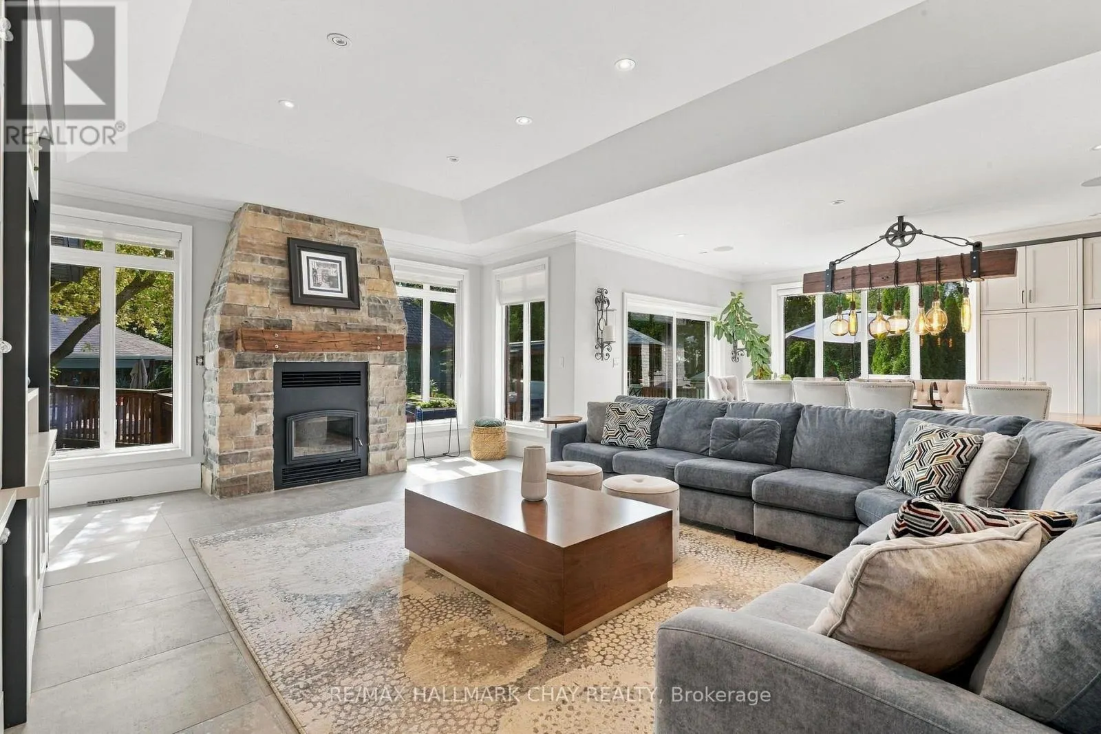 6513 KING ROAD