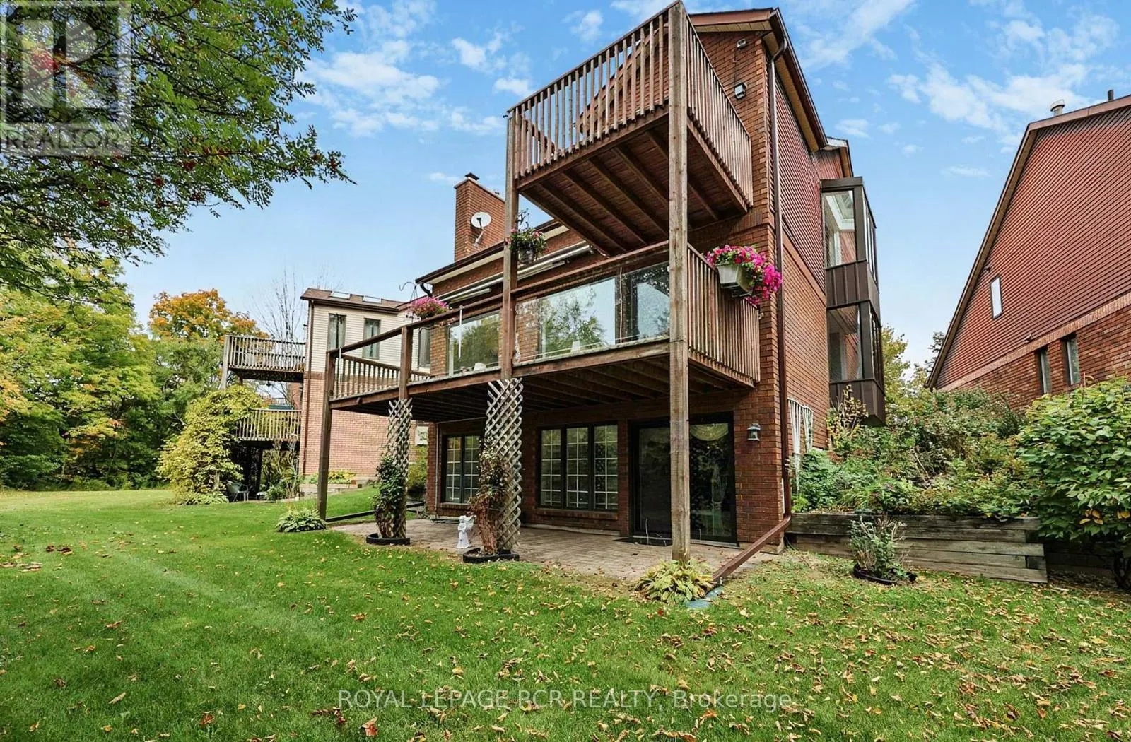 60 RIVERVIEW ROAD