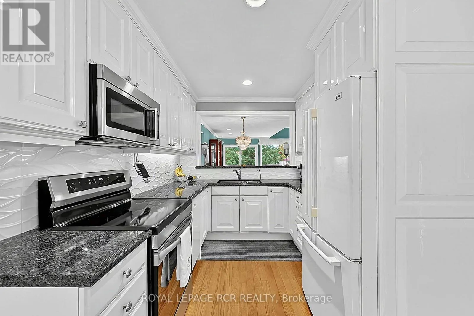 60 RIVERVIEW ROAD