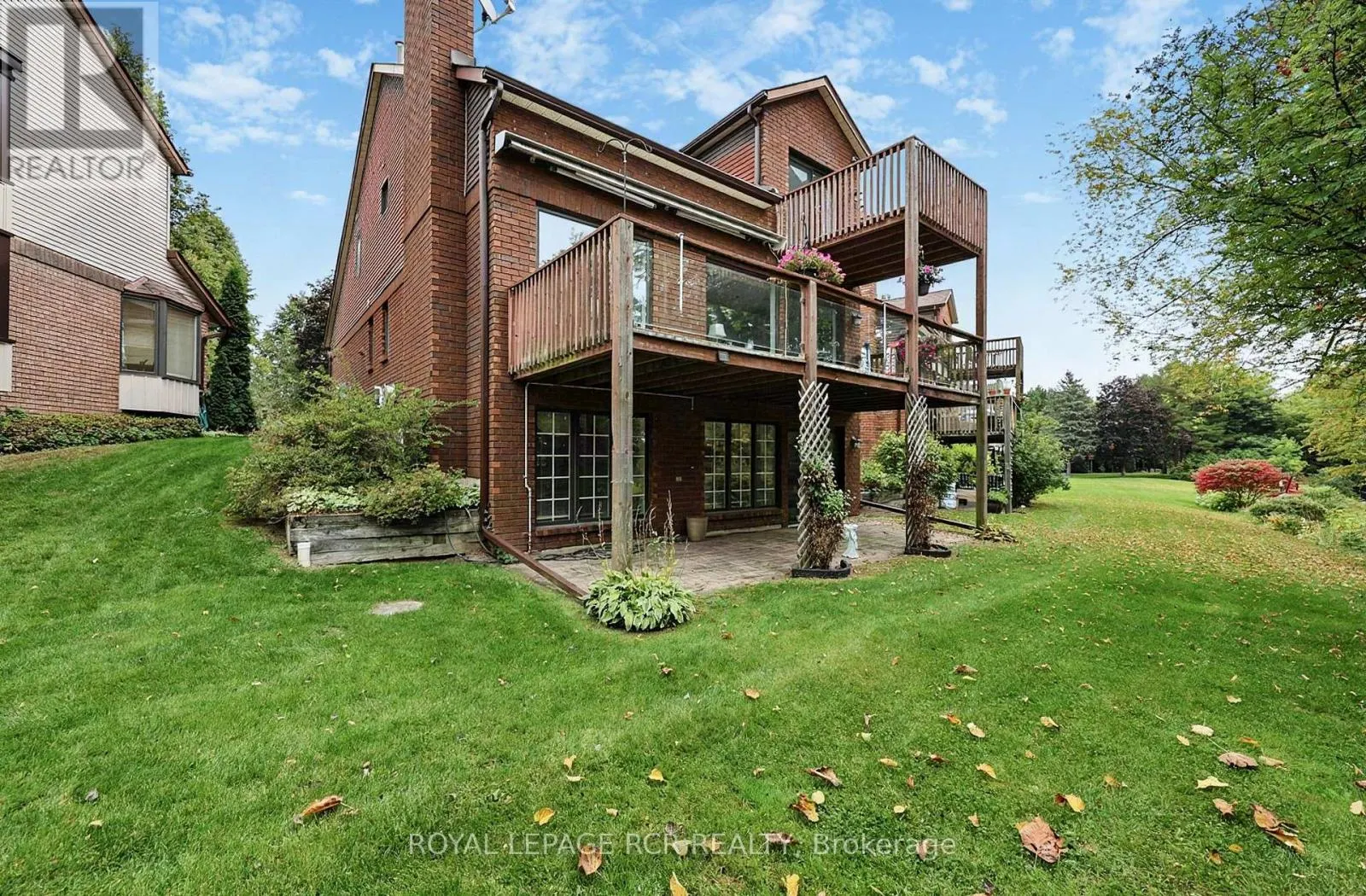 60 RIVERVIEW ROAD