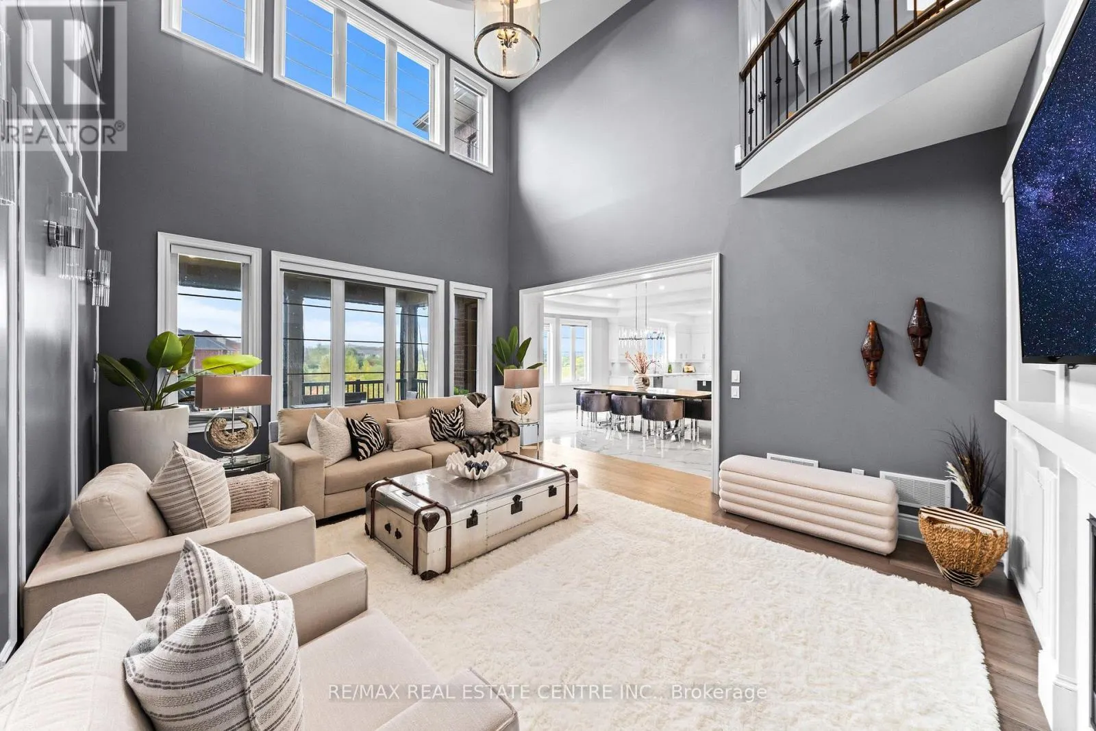 10 ROLLING GREEN COURT