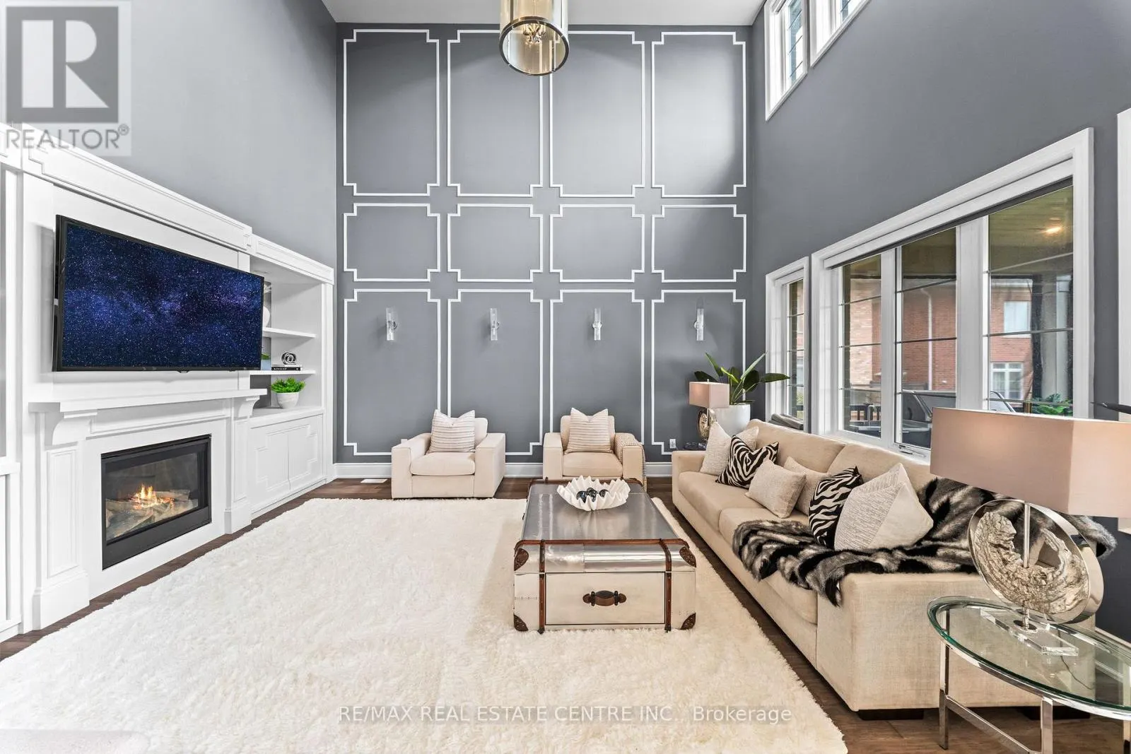 10 ROLLING GREEN COURT
