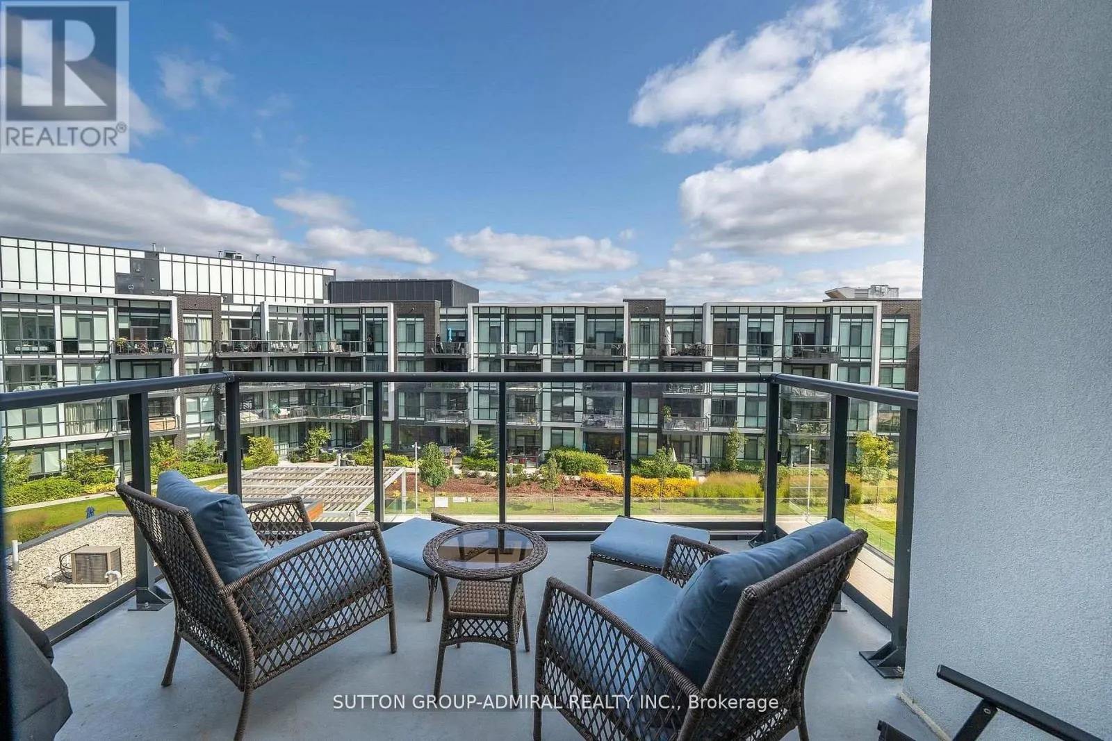 431 - 415 SEA RAY AVENUE