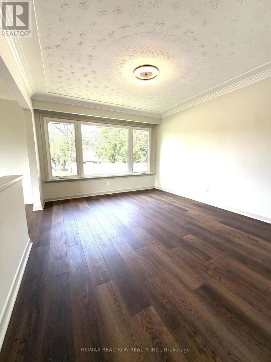 13 CIRCLE RIDGE DRIVE