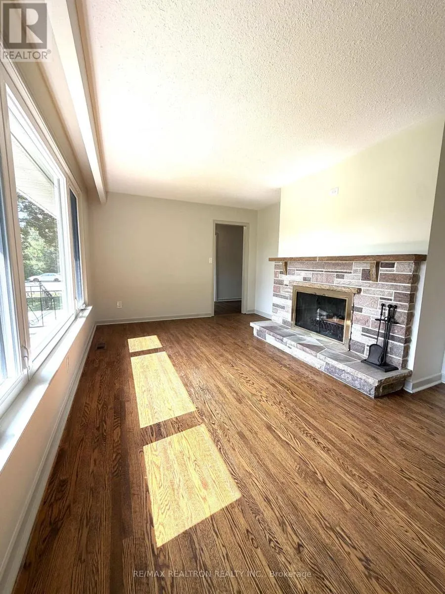 13 CIRCLE RIDGE DRIVE