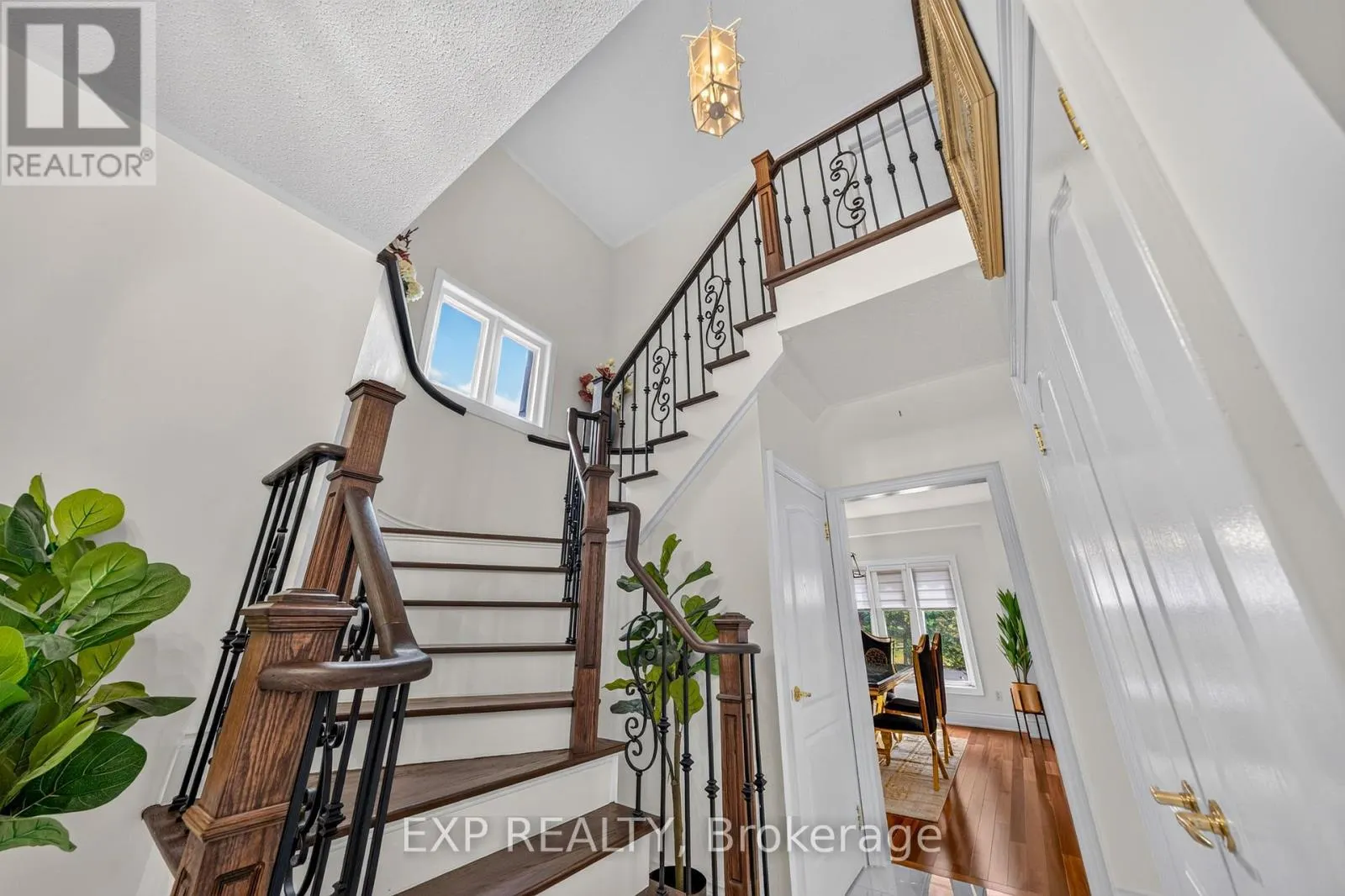 785 QUANTRA CRESCENT