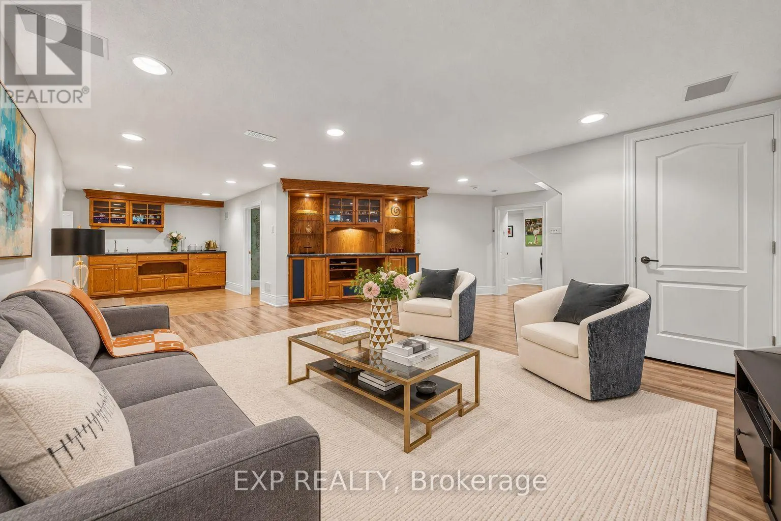 785 QUANTRA CRESCENT