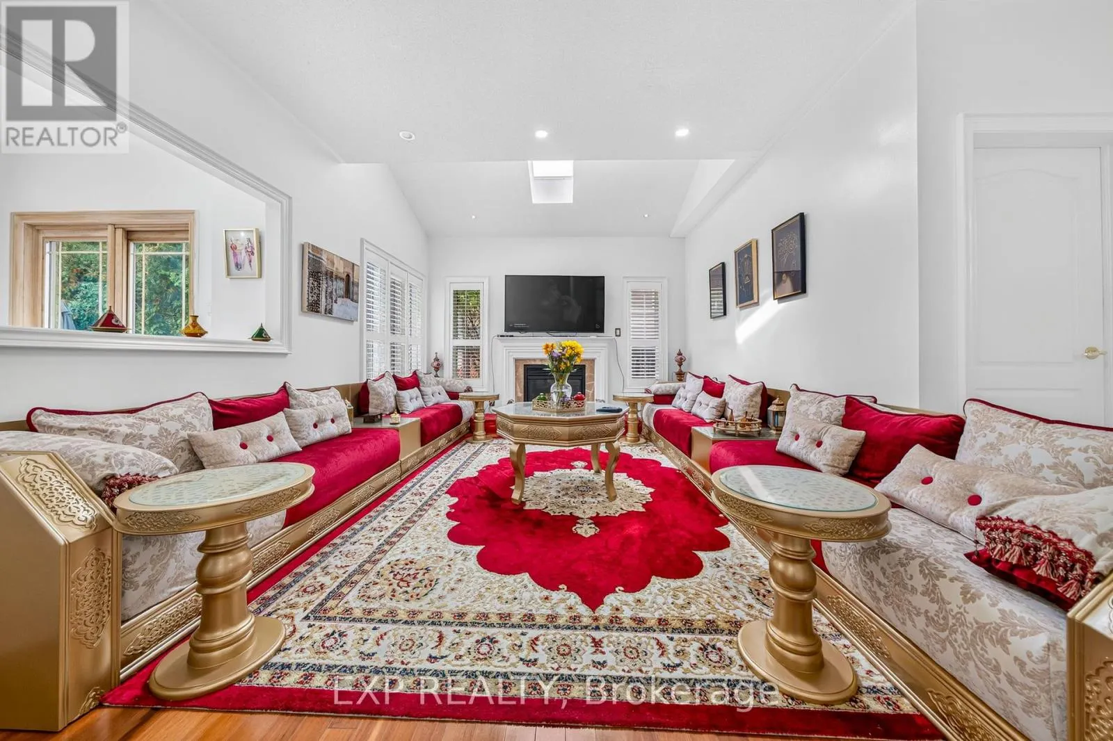 785 QUANTRA CRESCENT