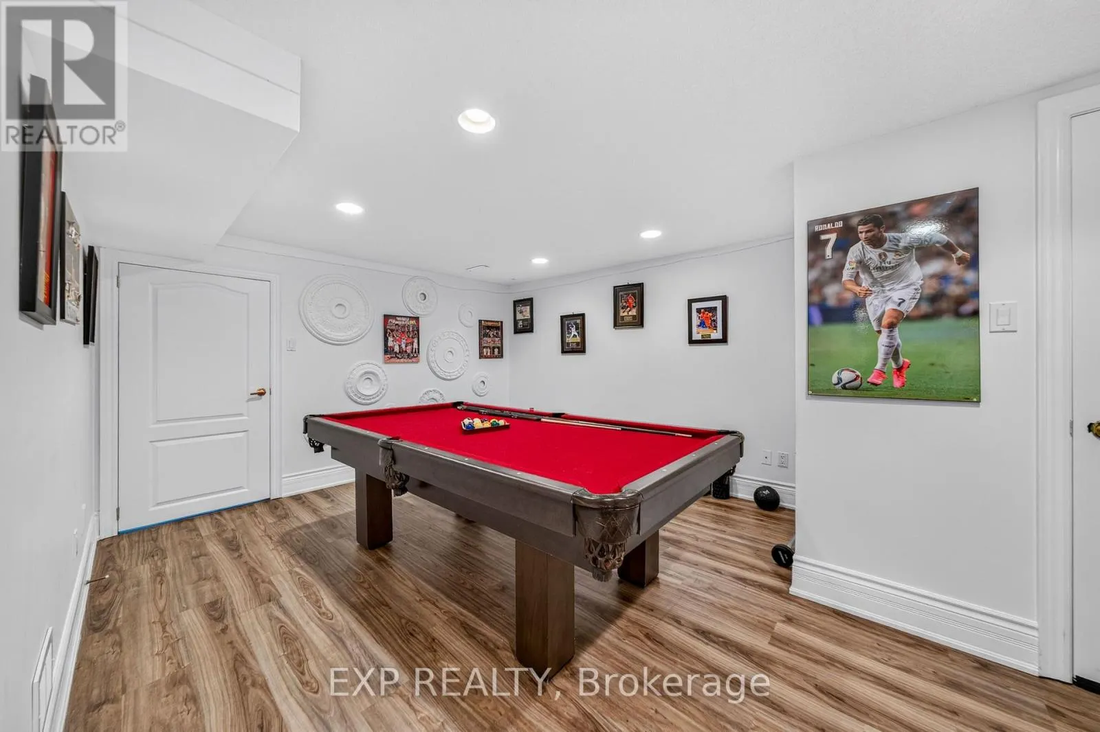 785 QUANTRA CRESCENT