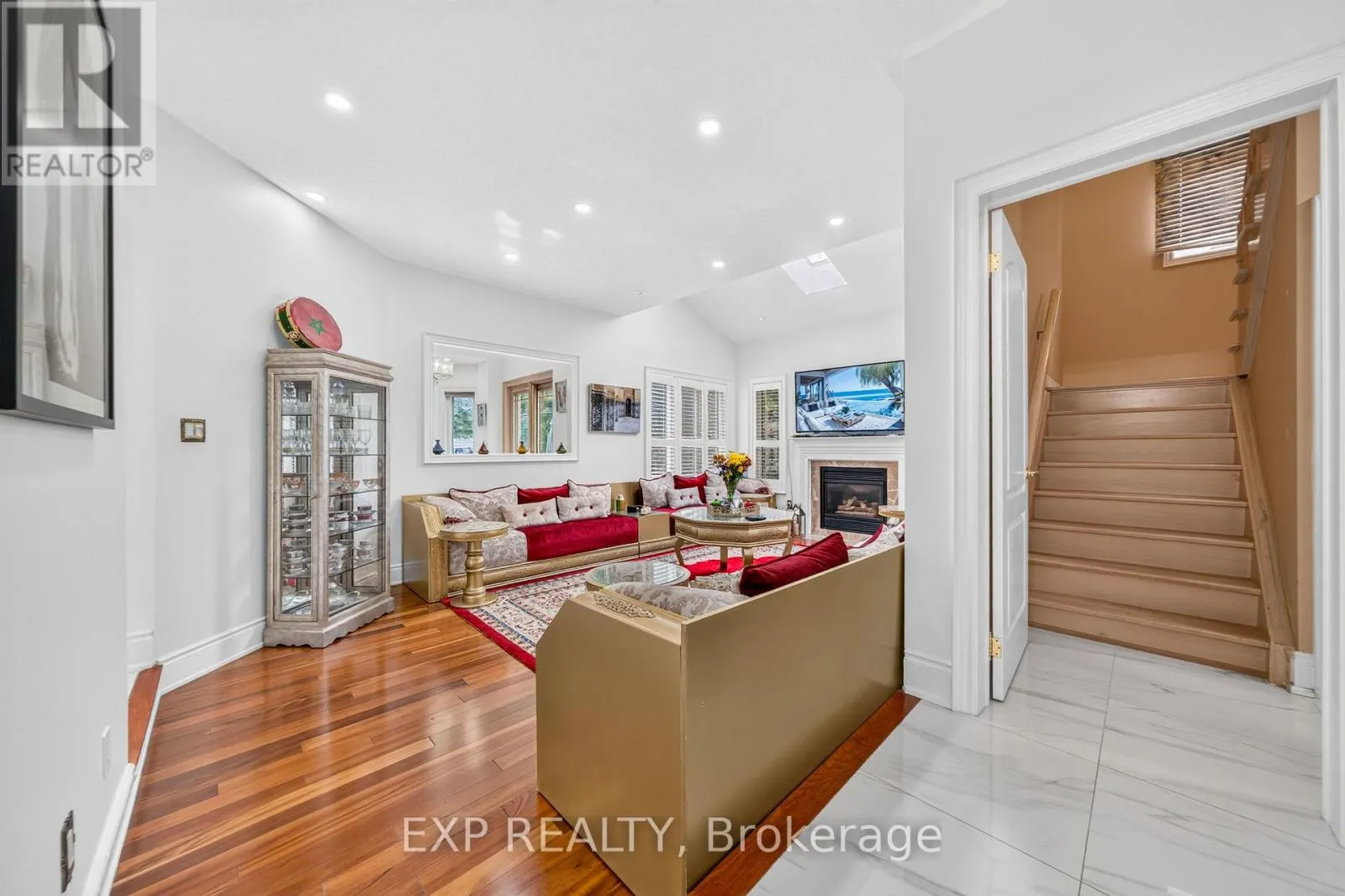 785 QUANTRA CRESCENT