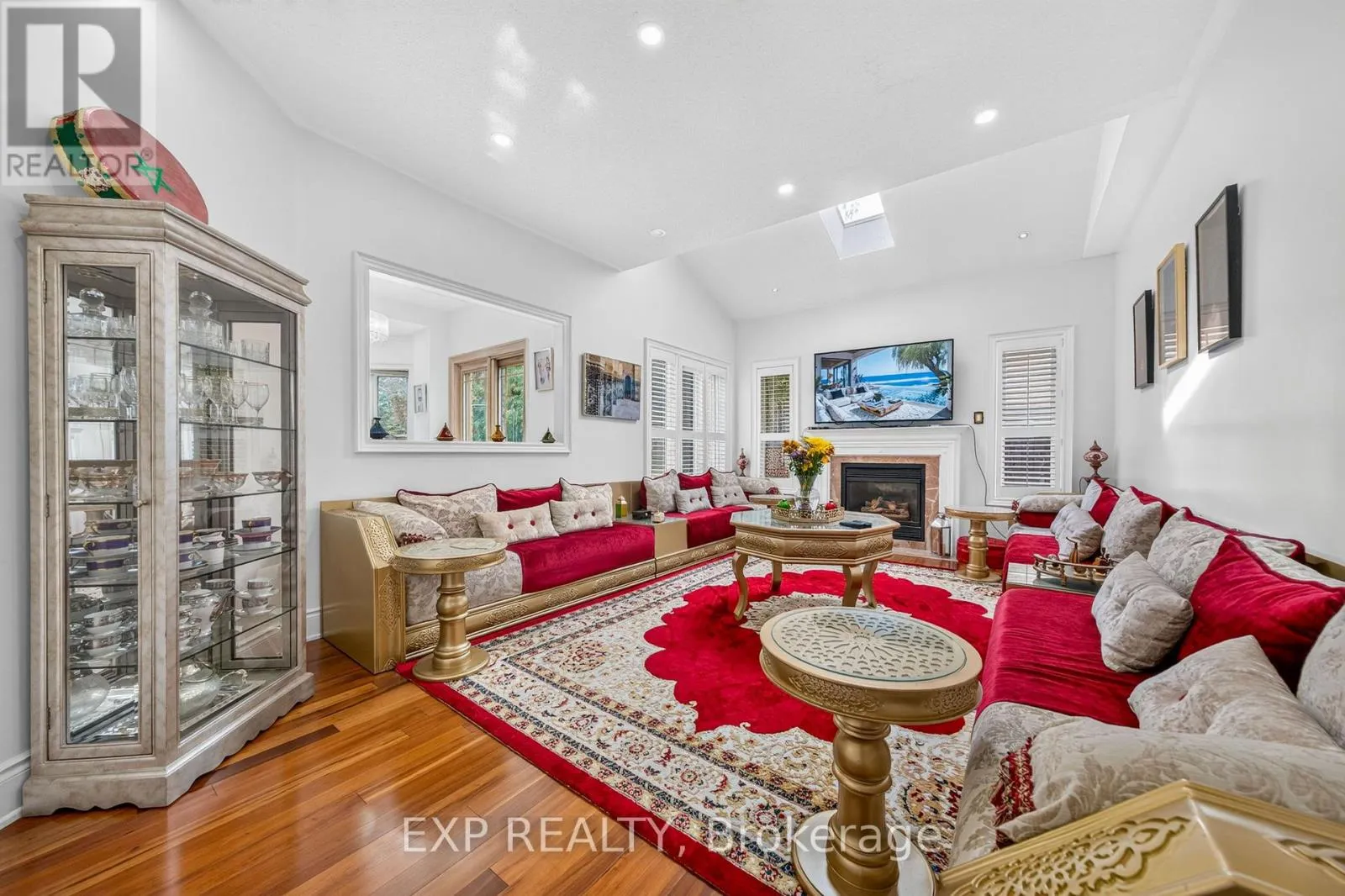 785 QUANTRA CRESCENT