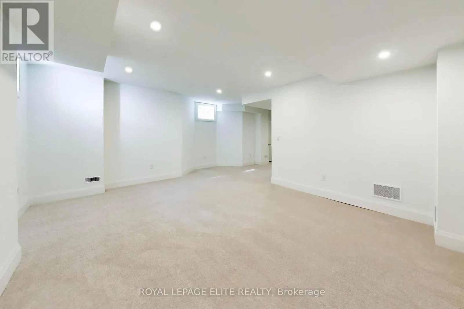 7 DENNISON STREET S