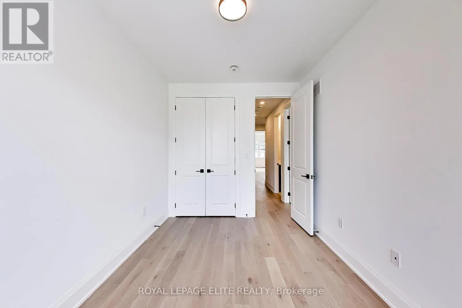 11 DENNISON STREET S