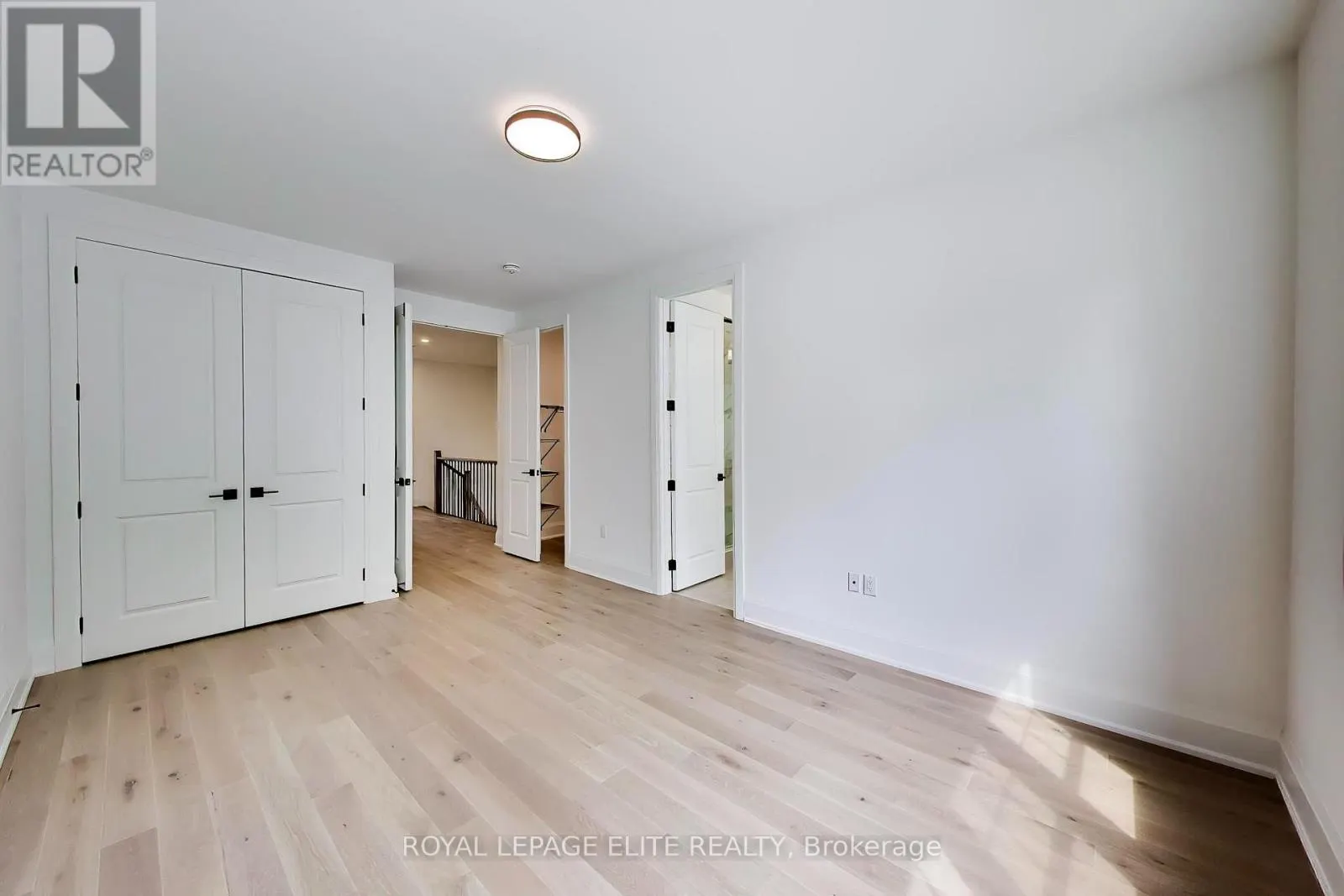 11 DENNISON STREET S