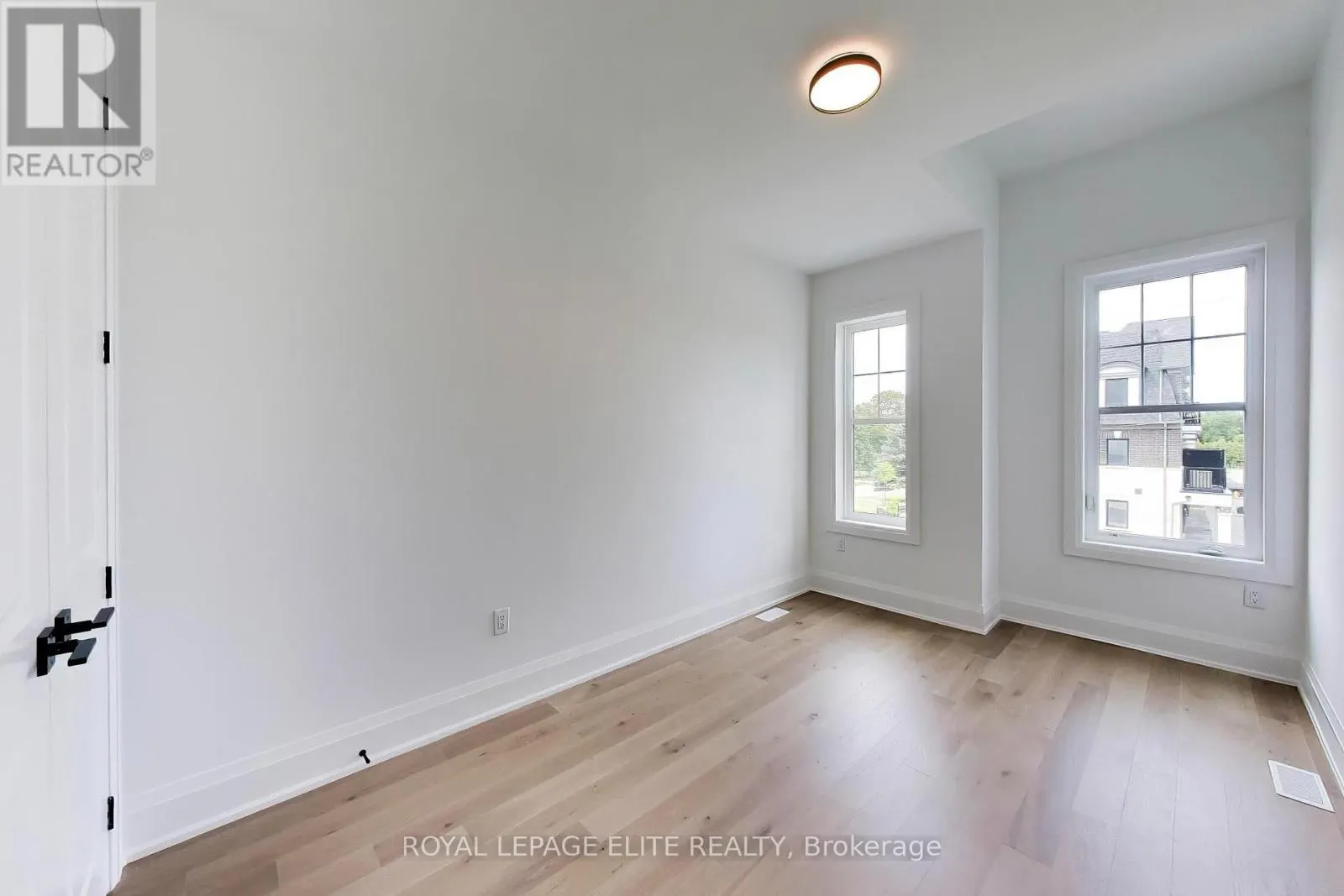 11 DENNISON STREET S