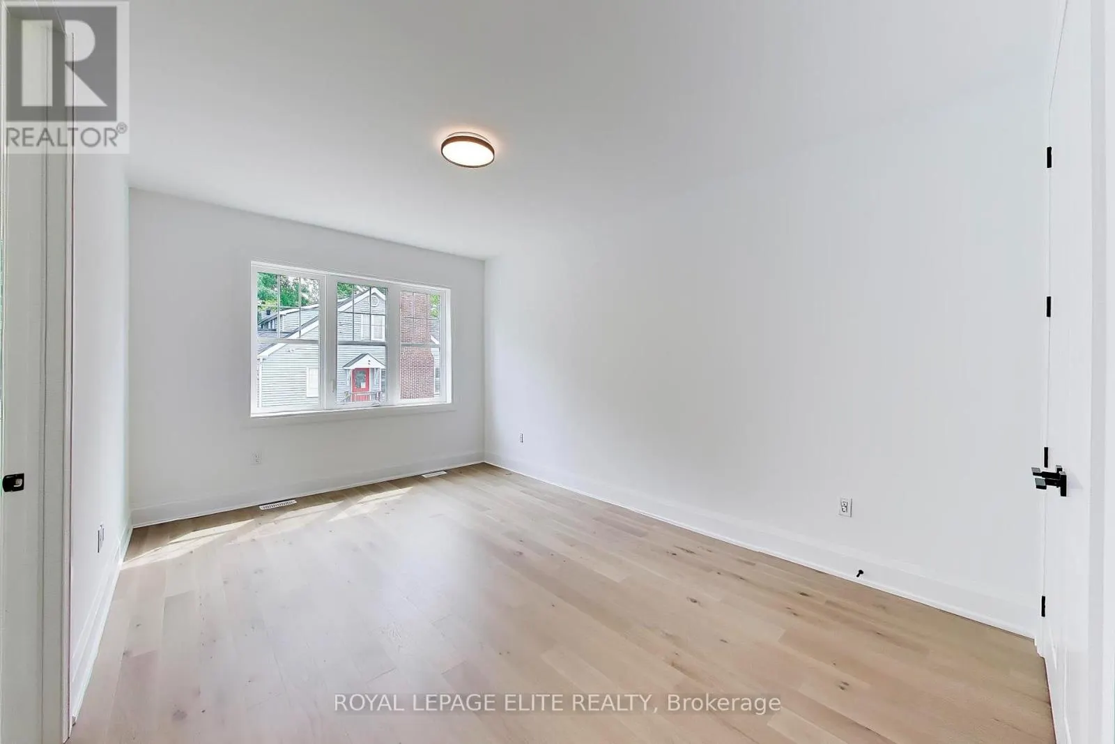 11 DENNISON STREET S
