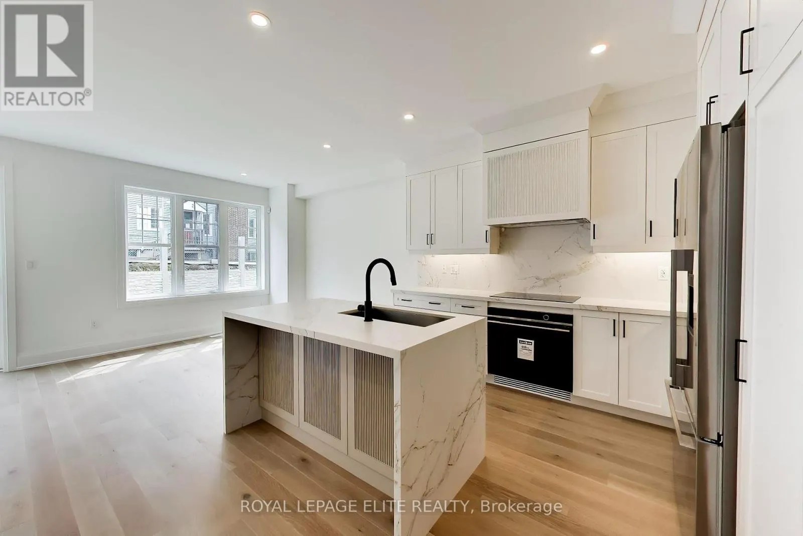 11 DENNISON STREET S