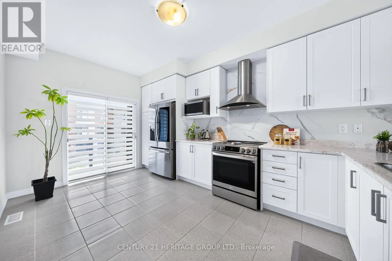 55 DELANO WAY