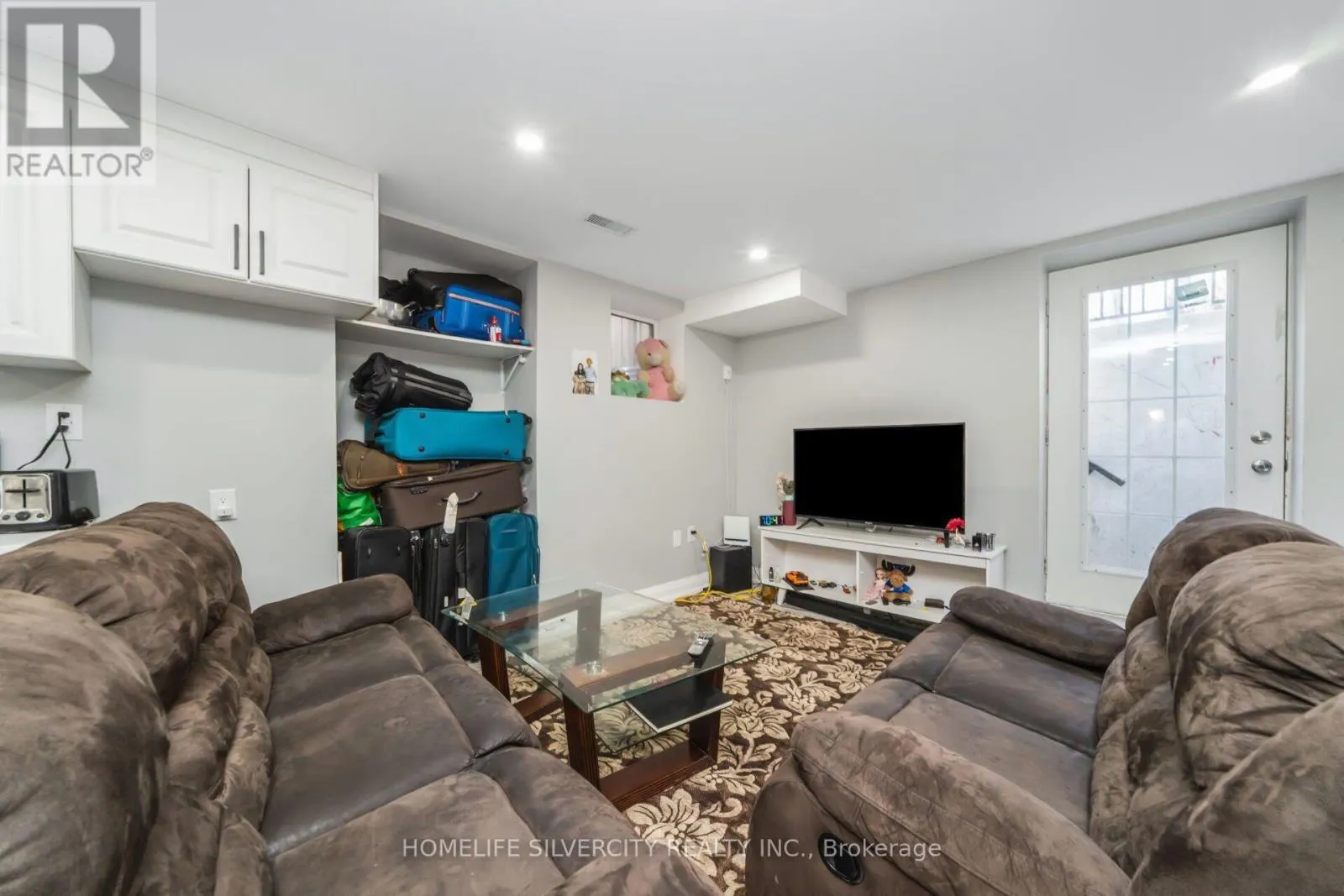 67 TEN PINES ROAD