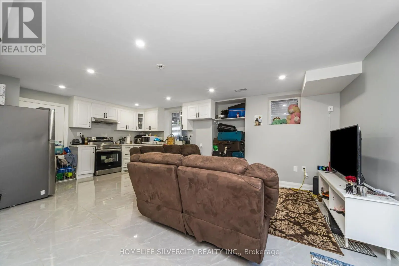 67 TEN PINES ROAD