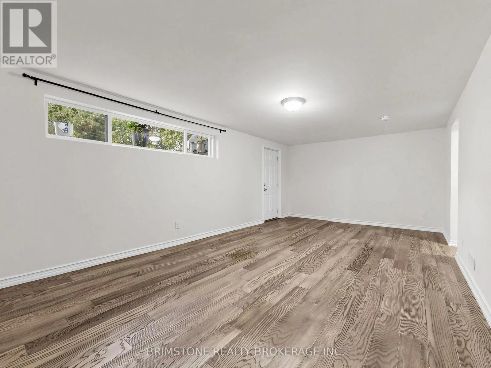 93 BAYVIEW PARKWAY
