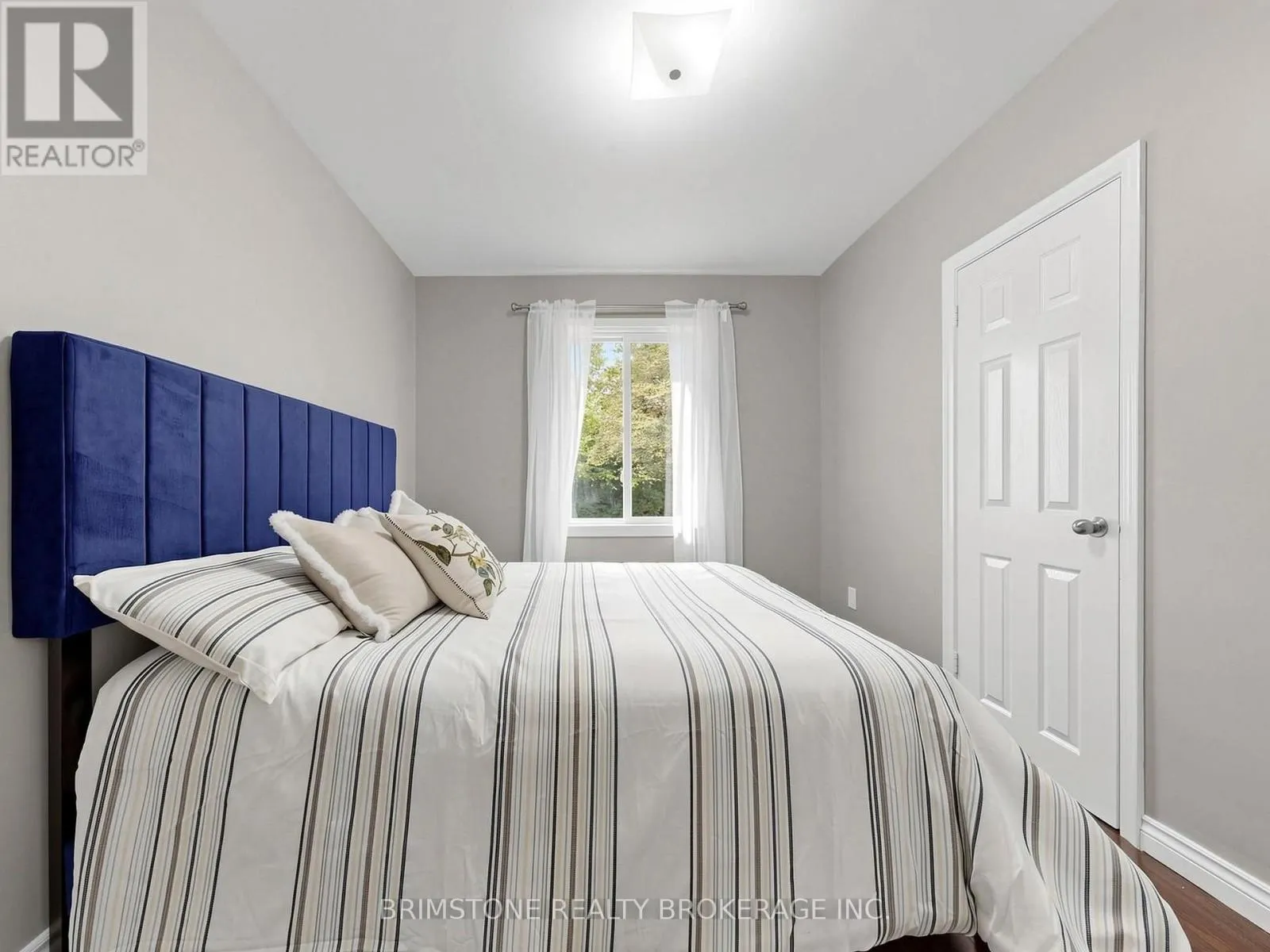 93 BAYVIEW PARKWAY
