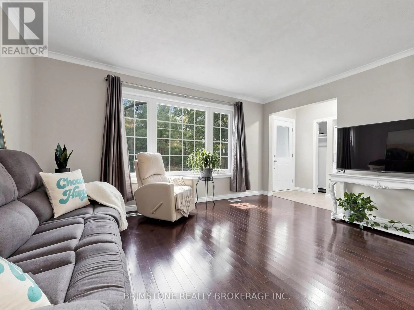93 BAYVIEW PARKWAY