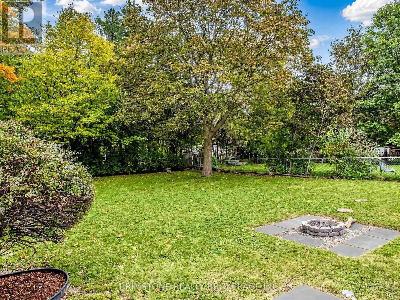 93 BAYVIEW PARKWAY