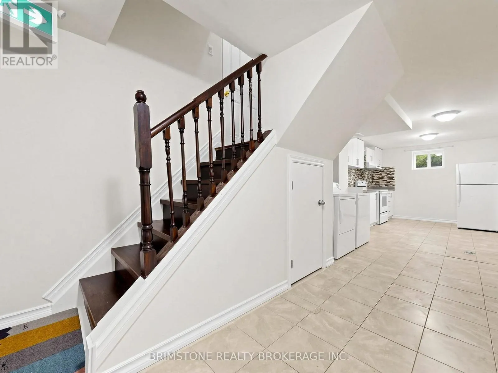 93 BAYVIEW PARKWAY