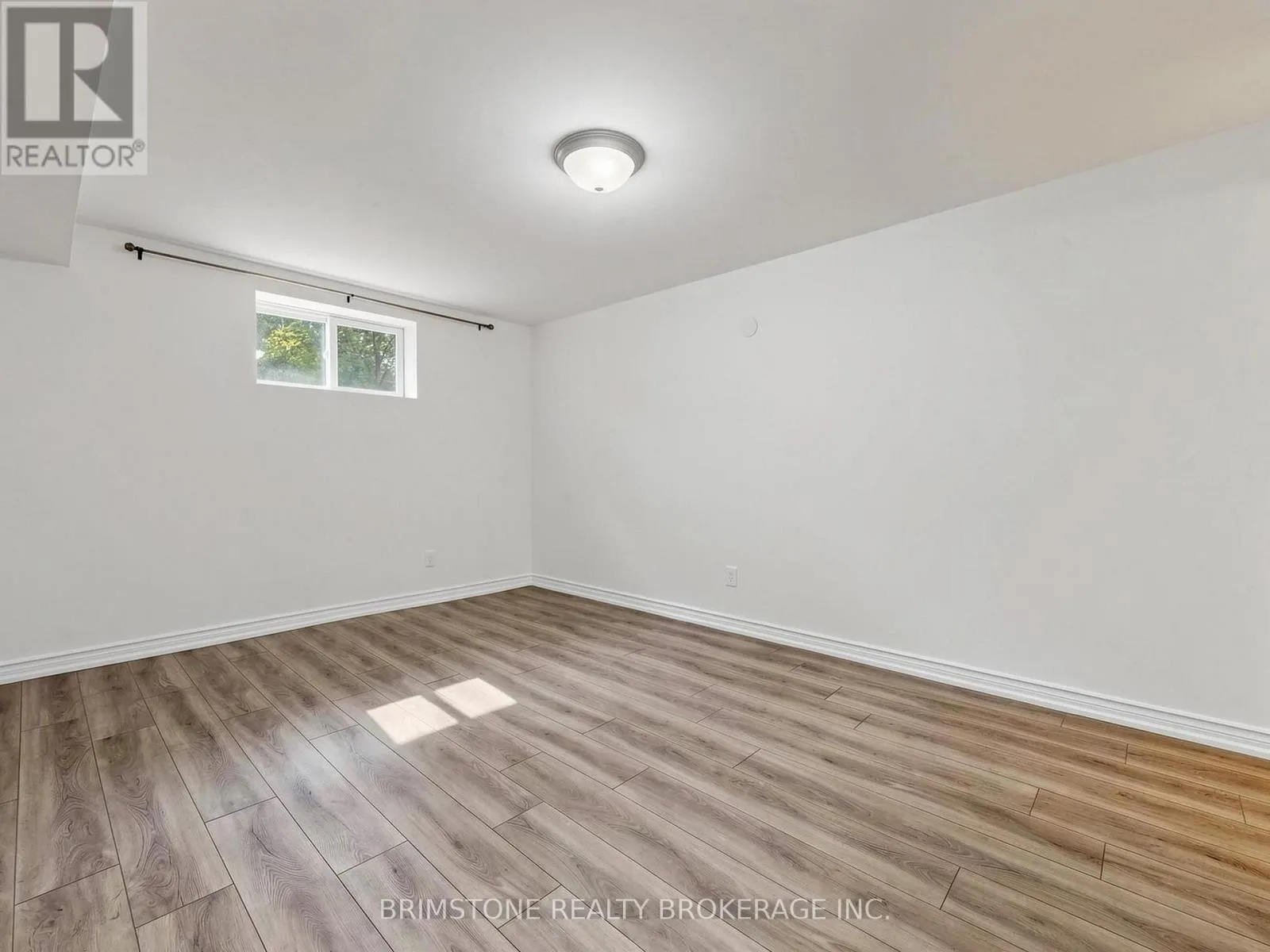 93 BAYVIEW PARKWAY