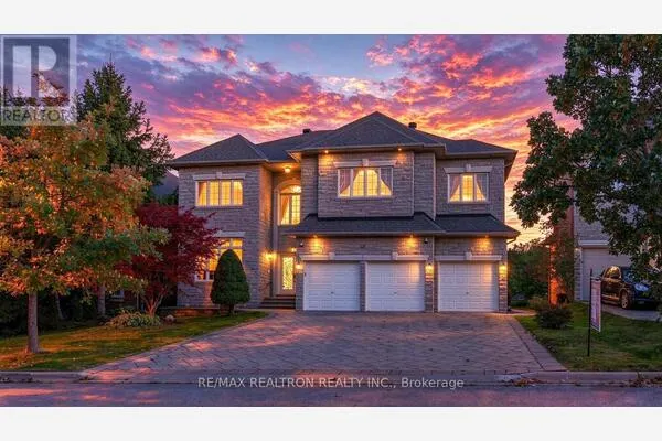 15 RIDGLEY COURT