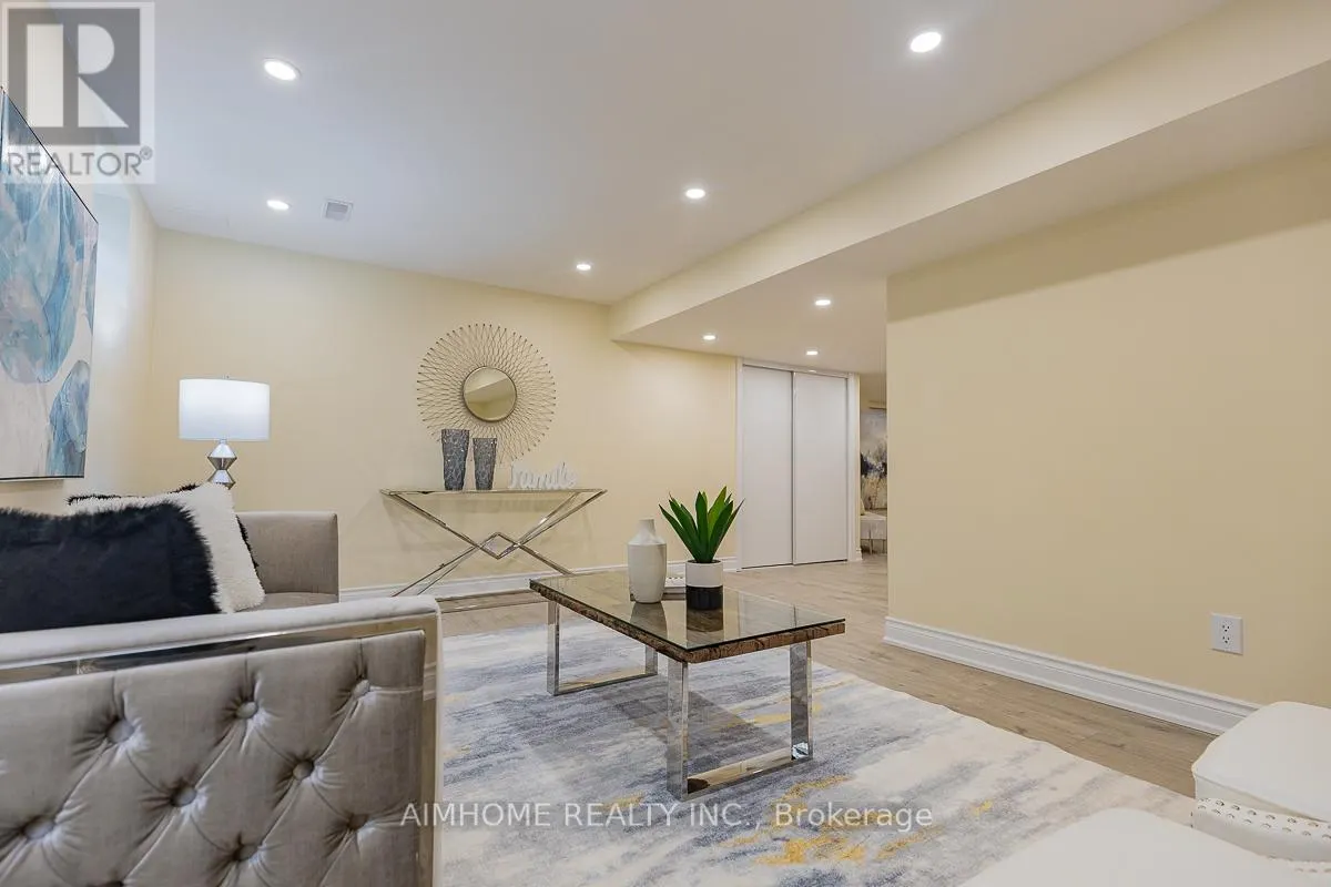 246 THOMAS PHILLIPS DRIVE