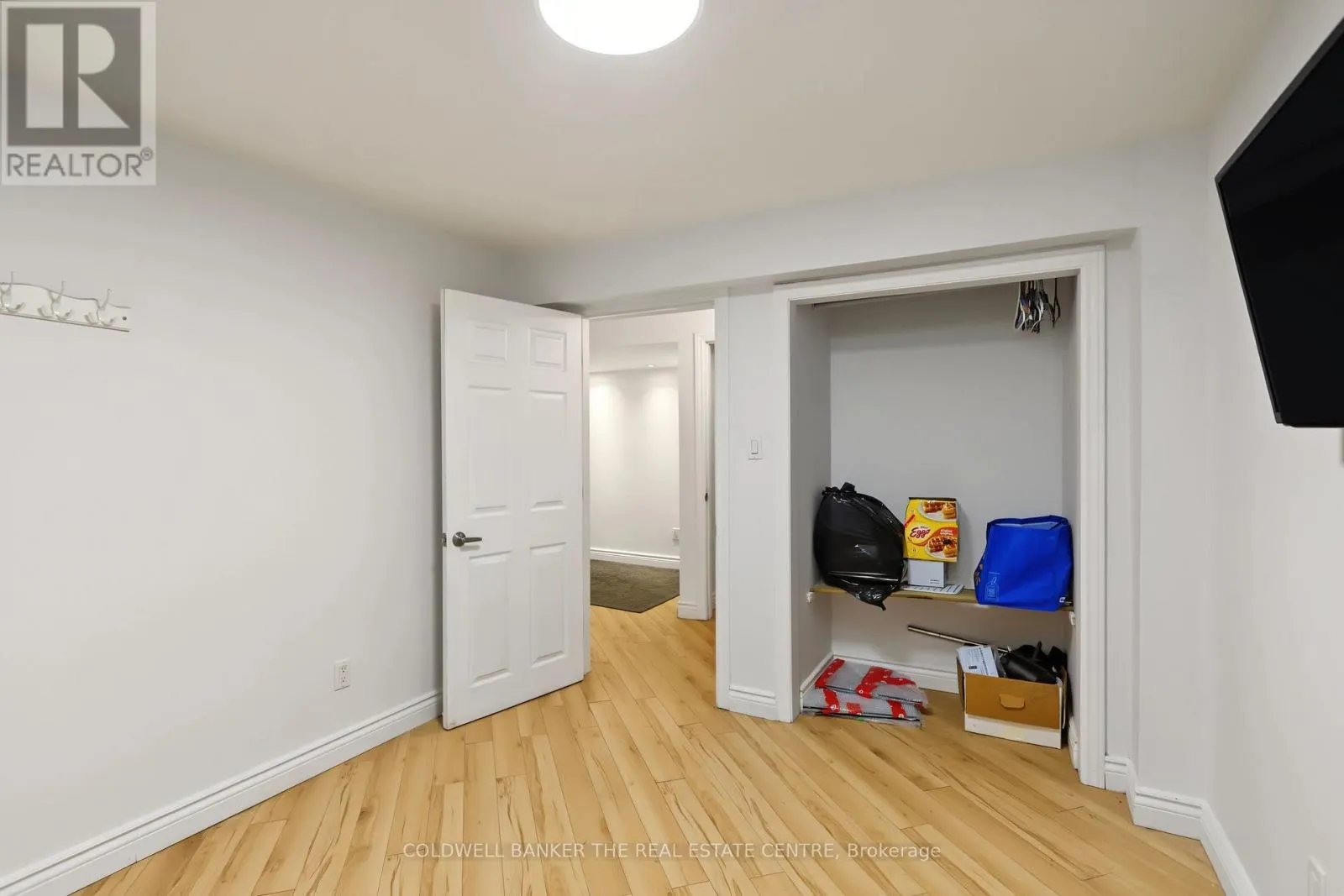 7 ISABELLA GARDEN LANE