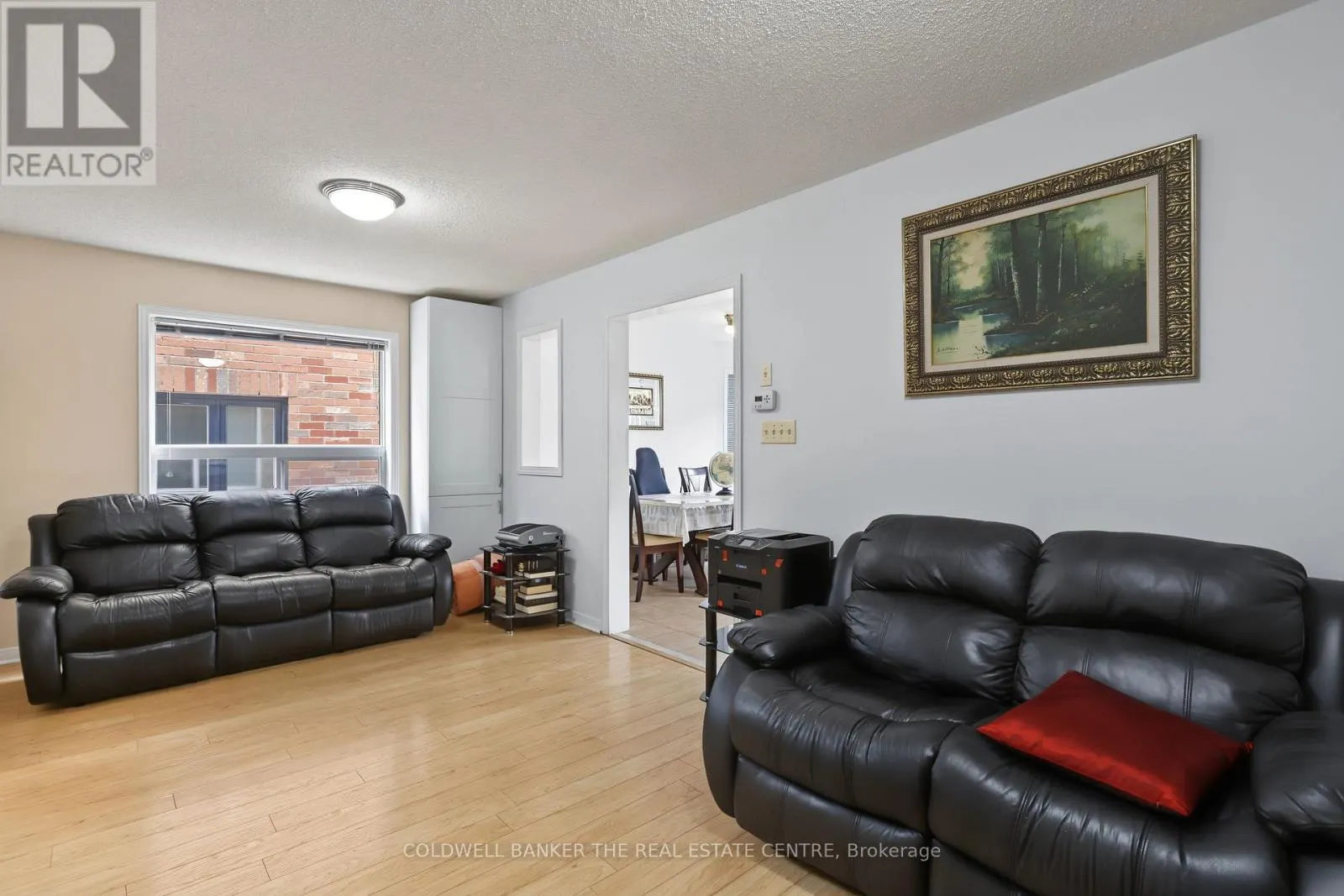 7 ISABELLA GARDEN LANE