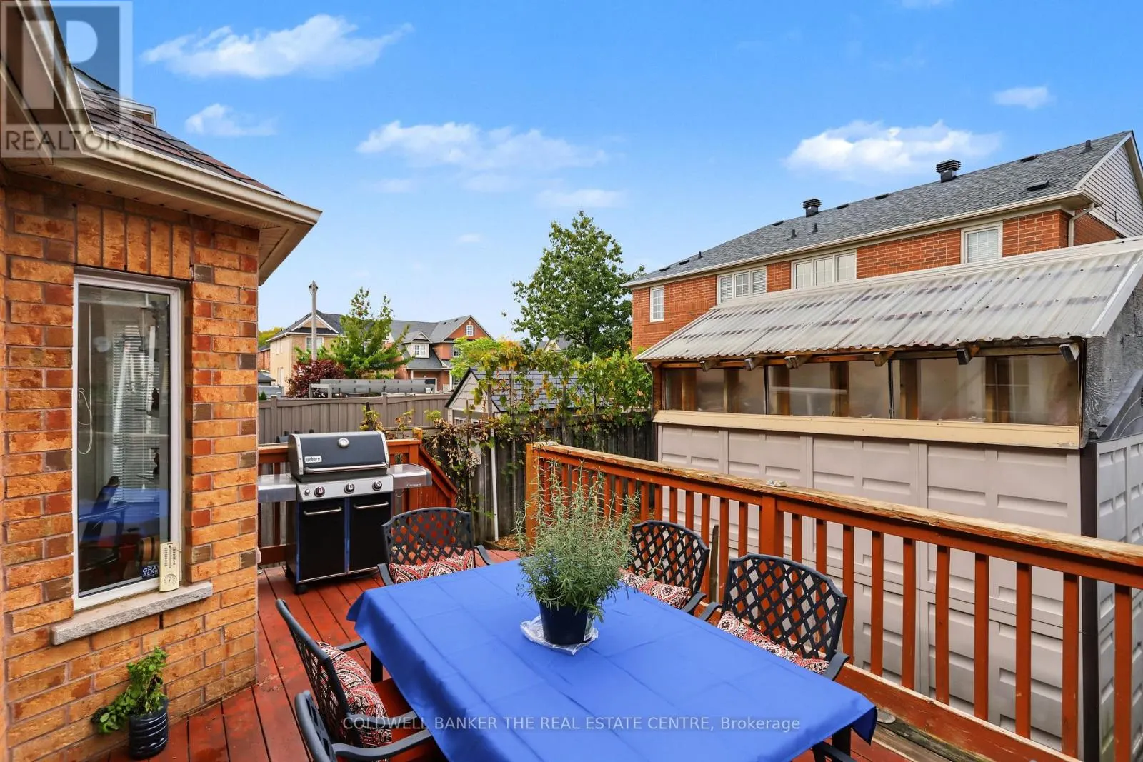 7 ISABELLA GARDEN LANE