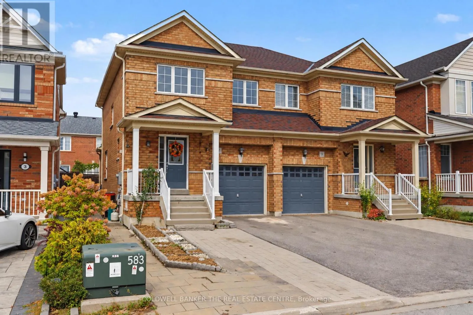 7 ISABELLA GARDEN LANE