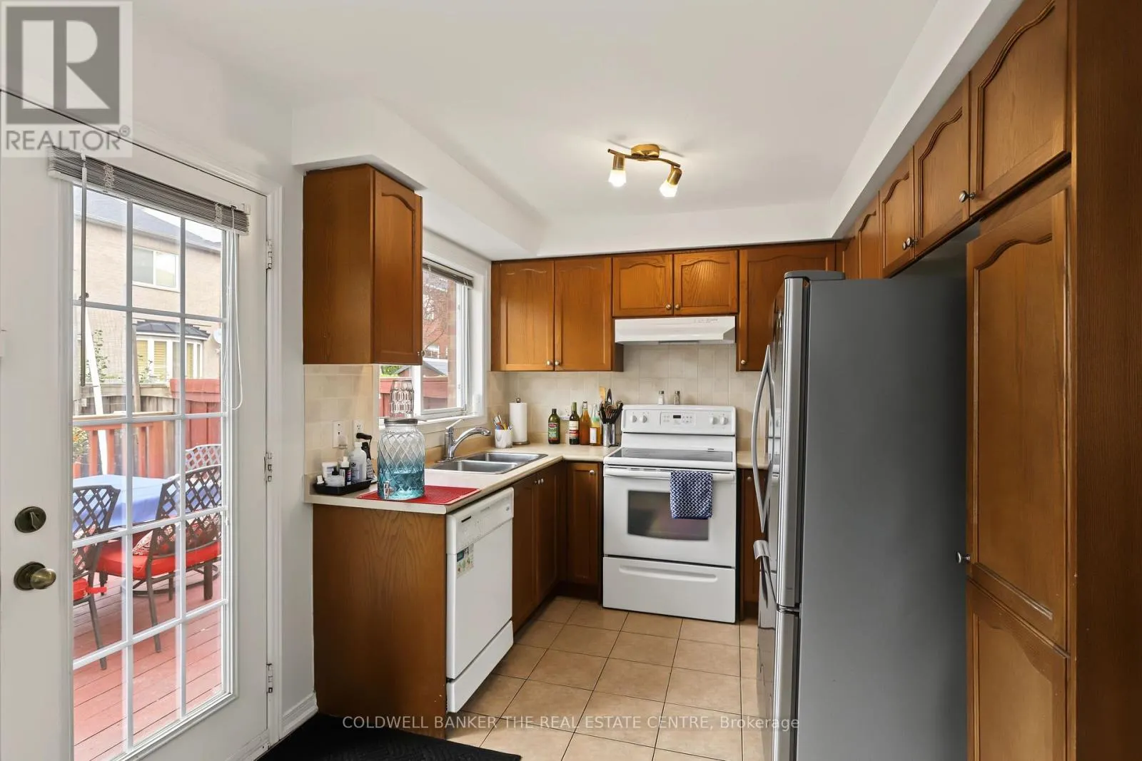 7 ISABELLA GARDEN LANE