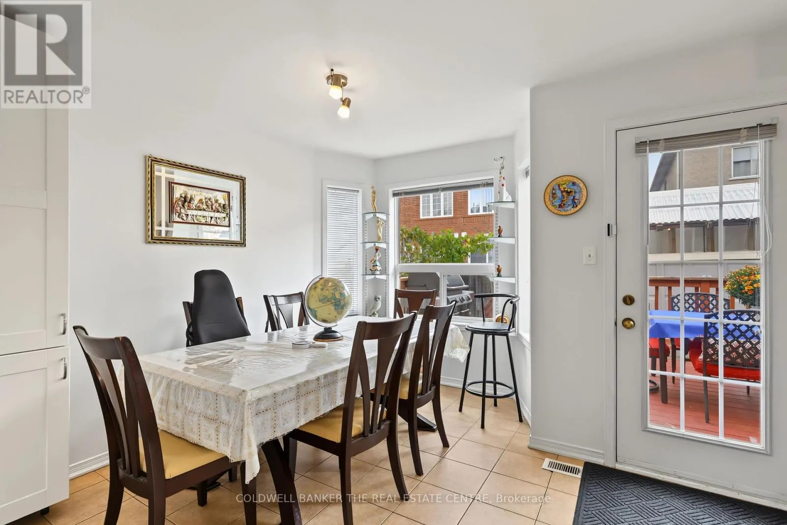 7 ISABELLA GARDEN LANE