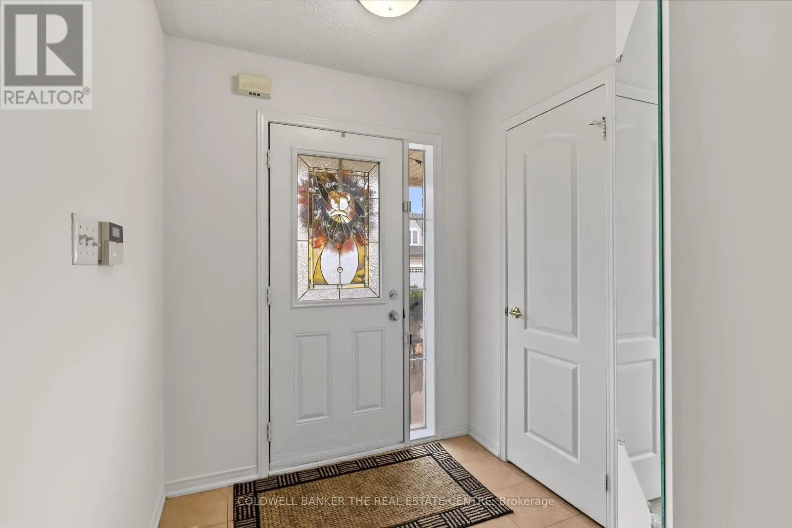 7 ISABELLA GARDEN LANE