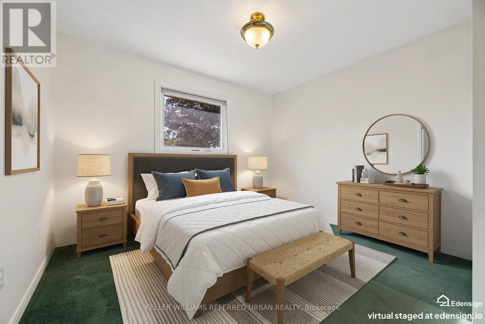 72 MUNRO CRESCENT