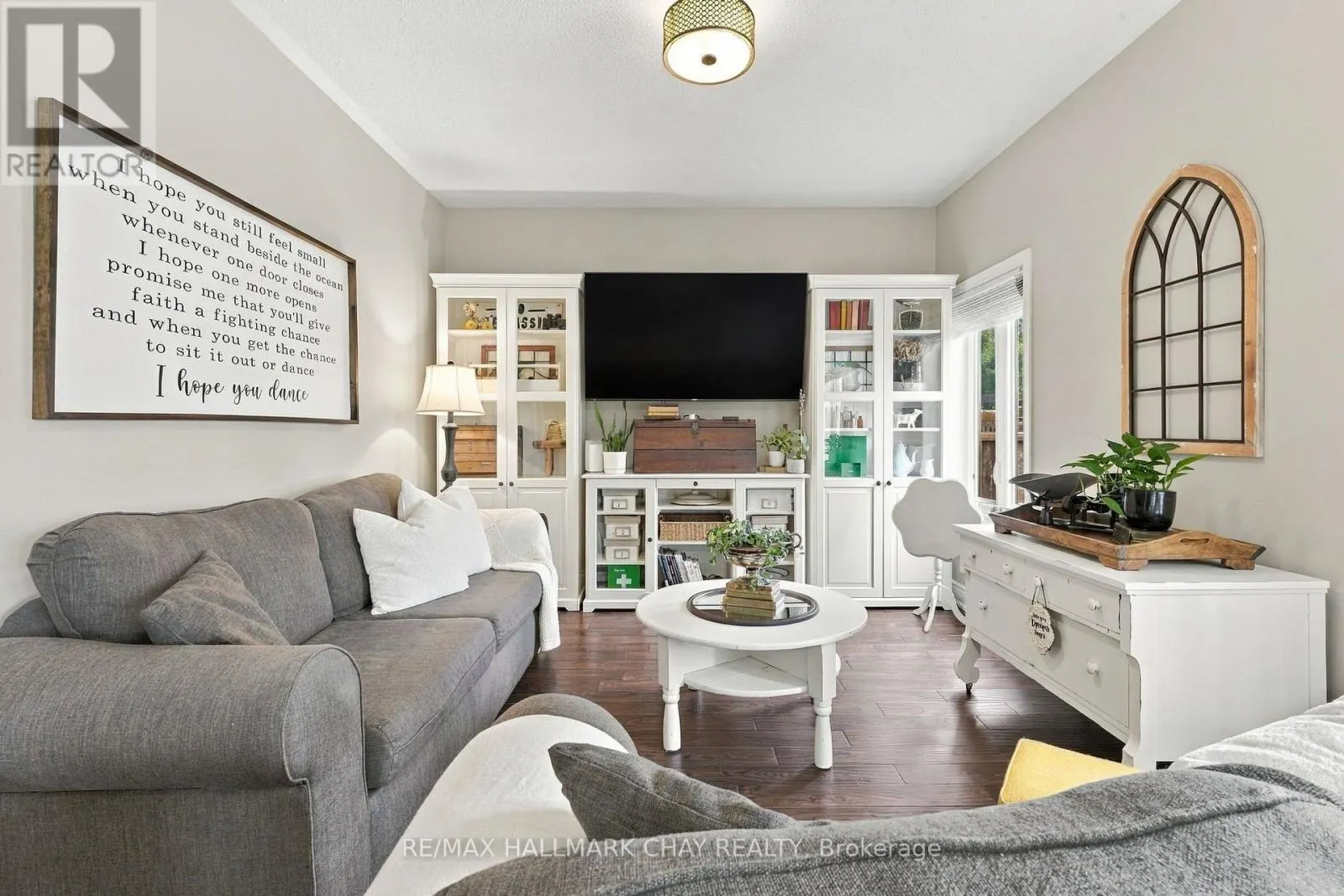 2 NADMARC COURT