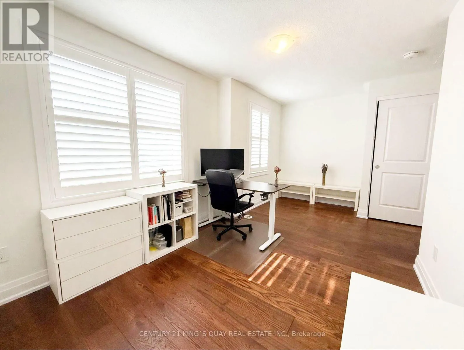 15 MAYBANK LANE