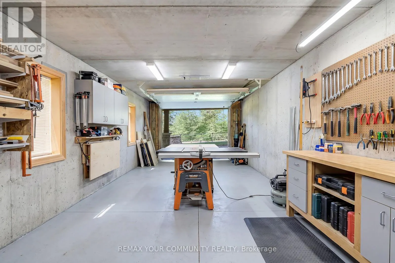 124 ELMPINE TRAIL