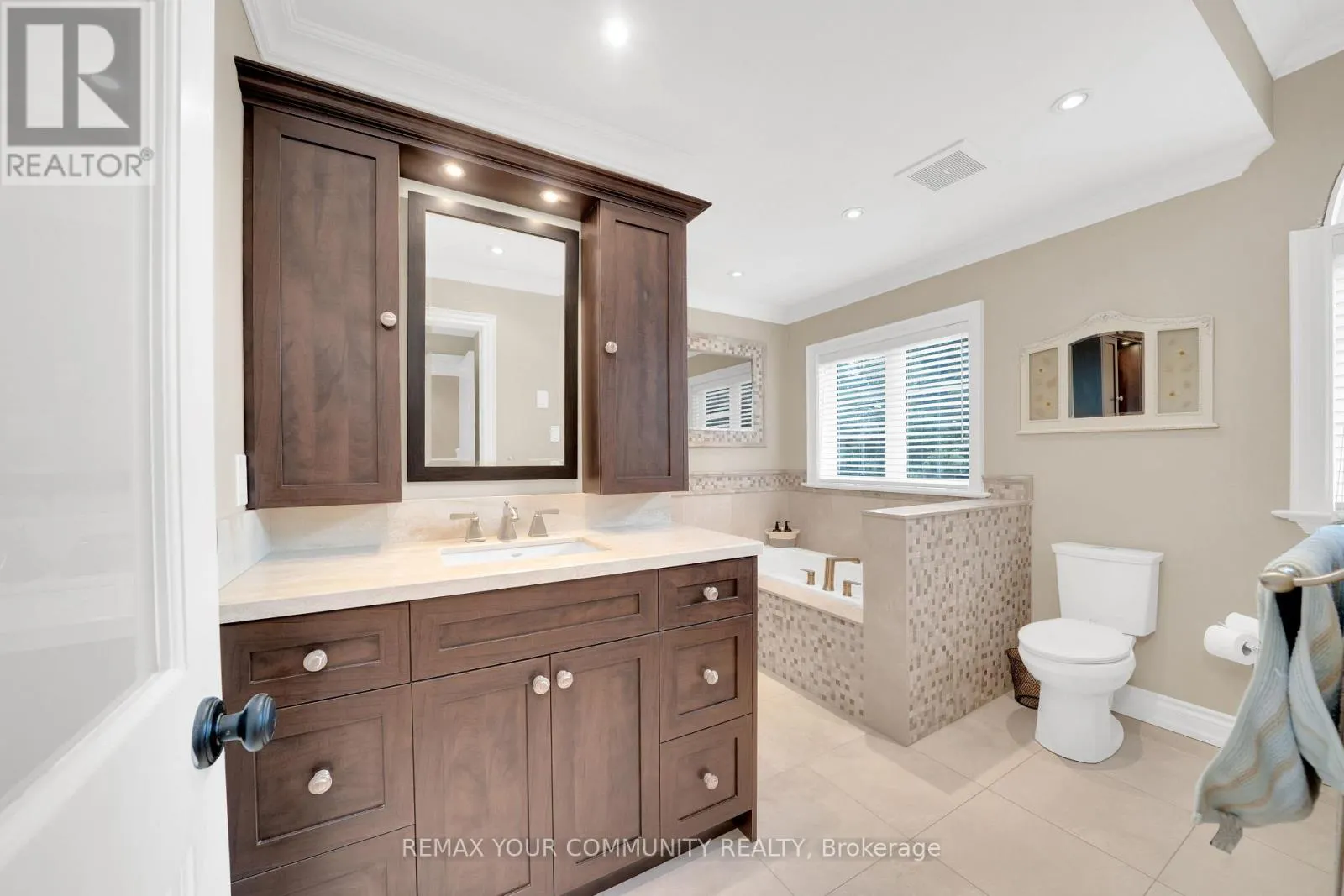 124 ELMPINE TRAIL