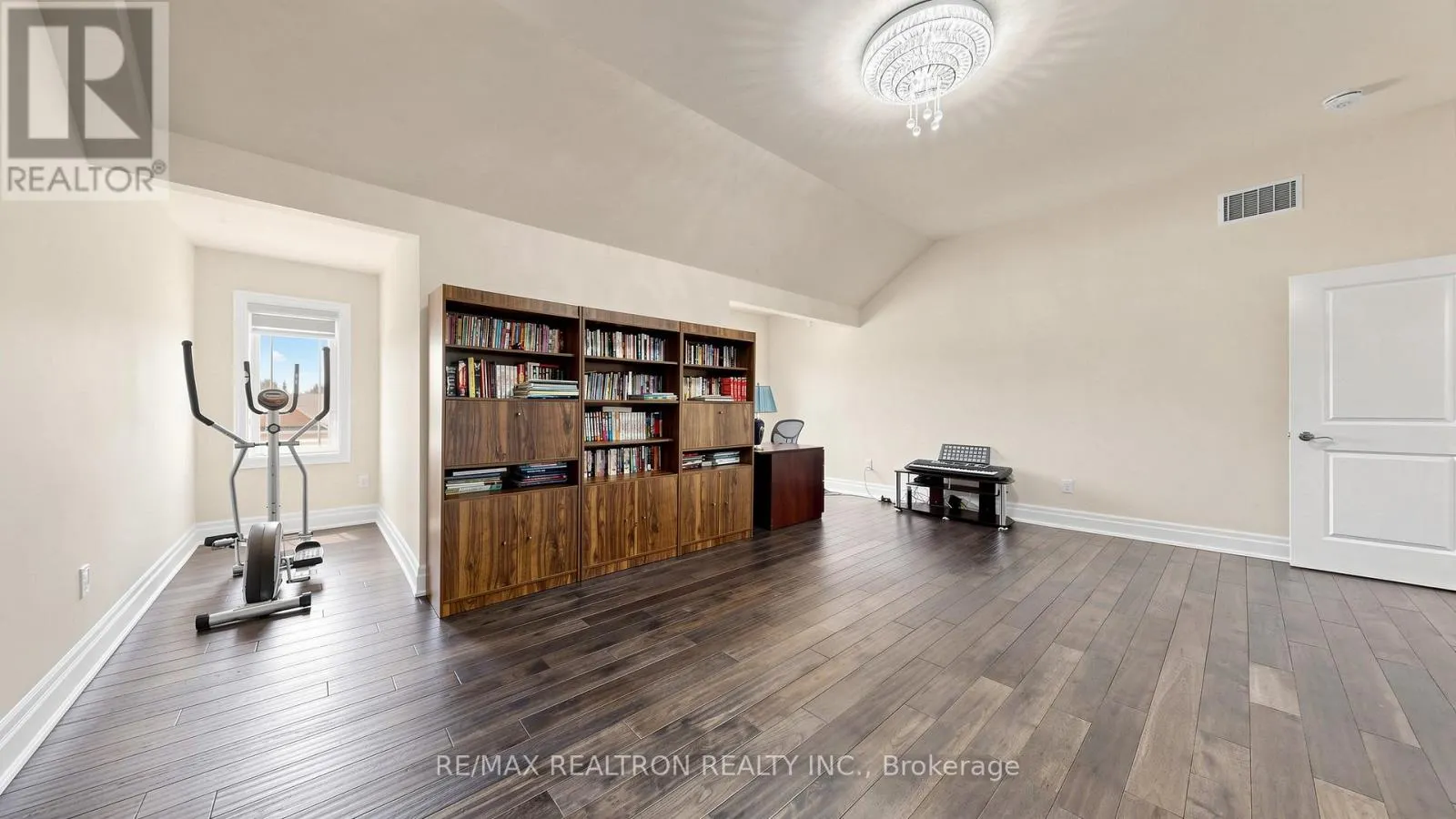 28 SAM DAVIS COURT